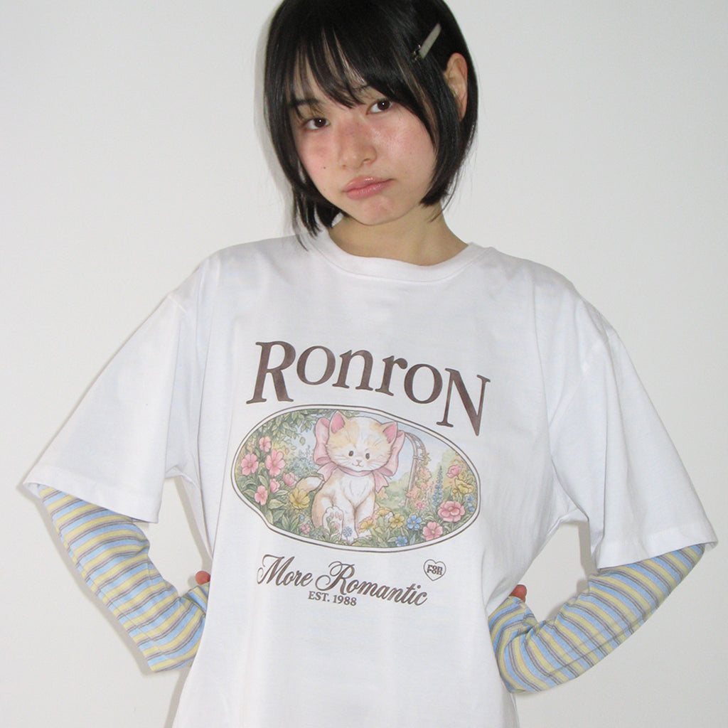 [RONRON] Flower Cat Over Fit T-Shirt / White