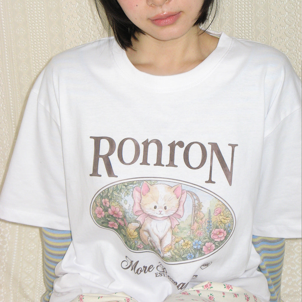 [RONRON] Flower Cat Over Fit T-Shirt / White