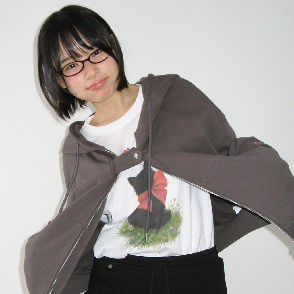 [RONRON] New Ribbon Cat Basic Fit T-Shirt / 2 Colors