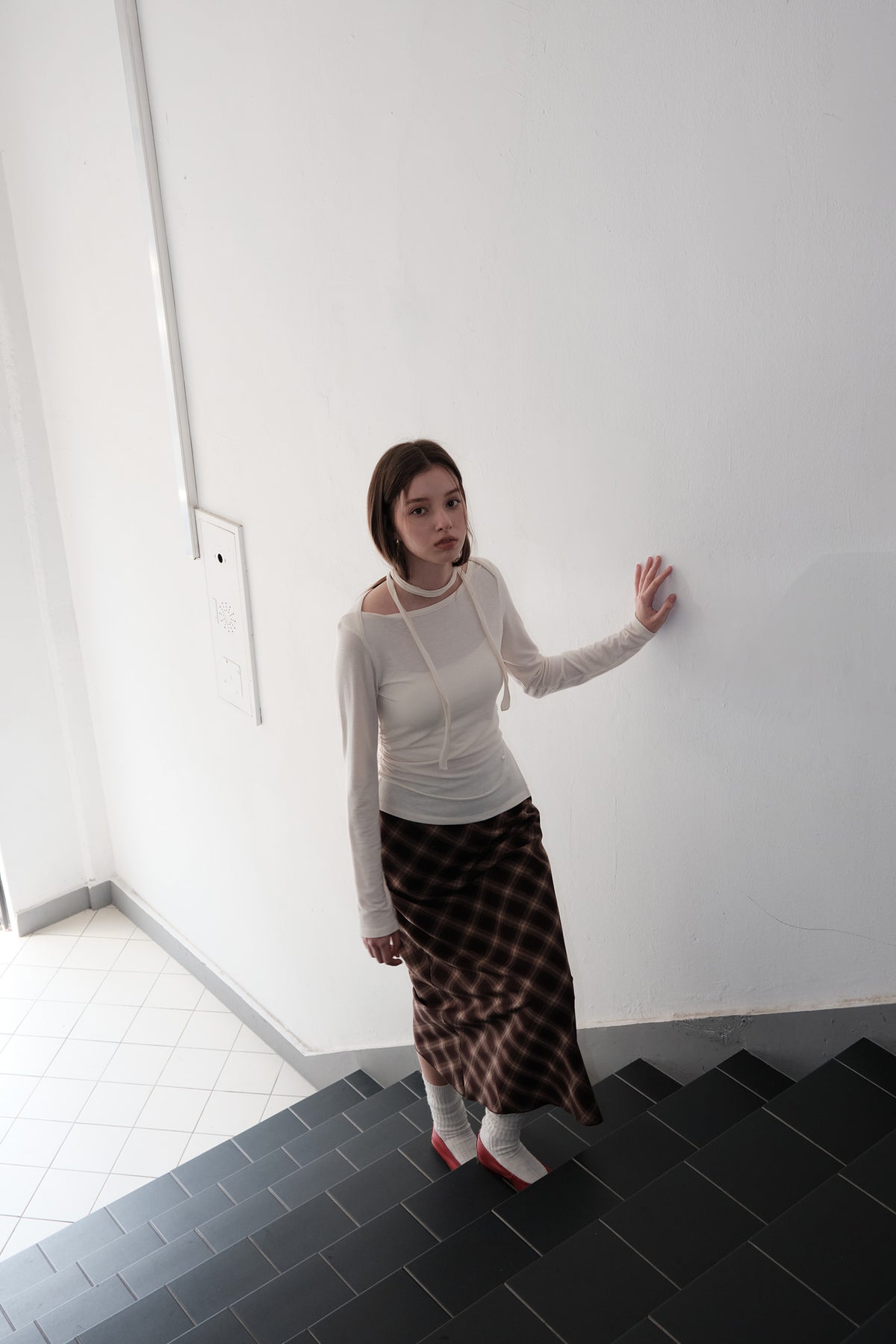 General Idea Scarf Layered Boat Neck Shirring T-Shirt Ivory detail 3