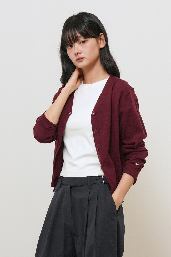 General Idea Relaxed Fit V-Neck Cardigan Plum