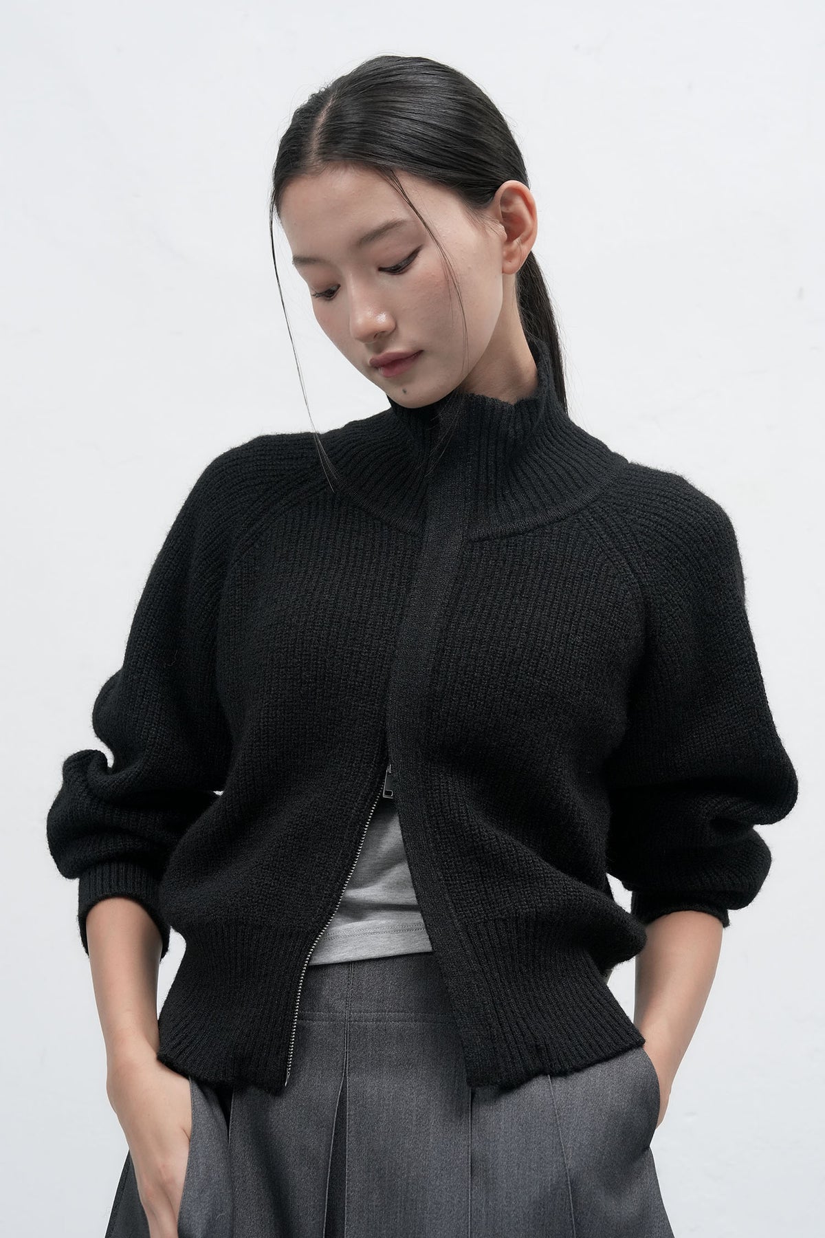 General Idea High Neck Hacci Zip-Up Cardigan Black