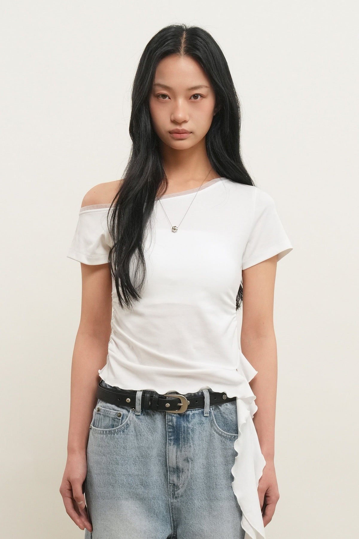 General Idea Mesh Trimming One Shoulder T-Shirt White detail 1