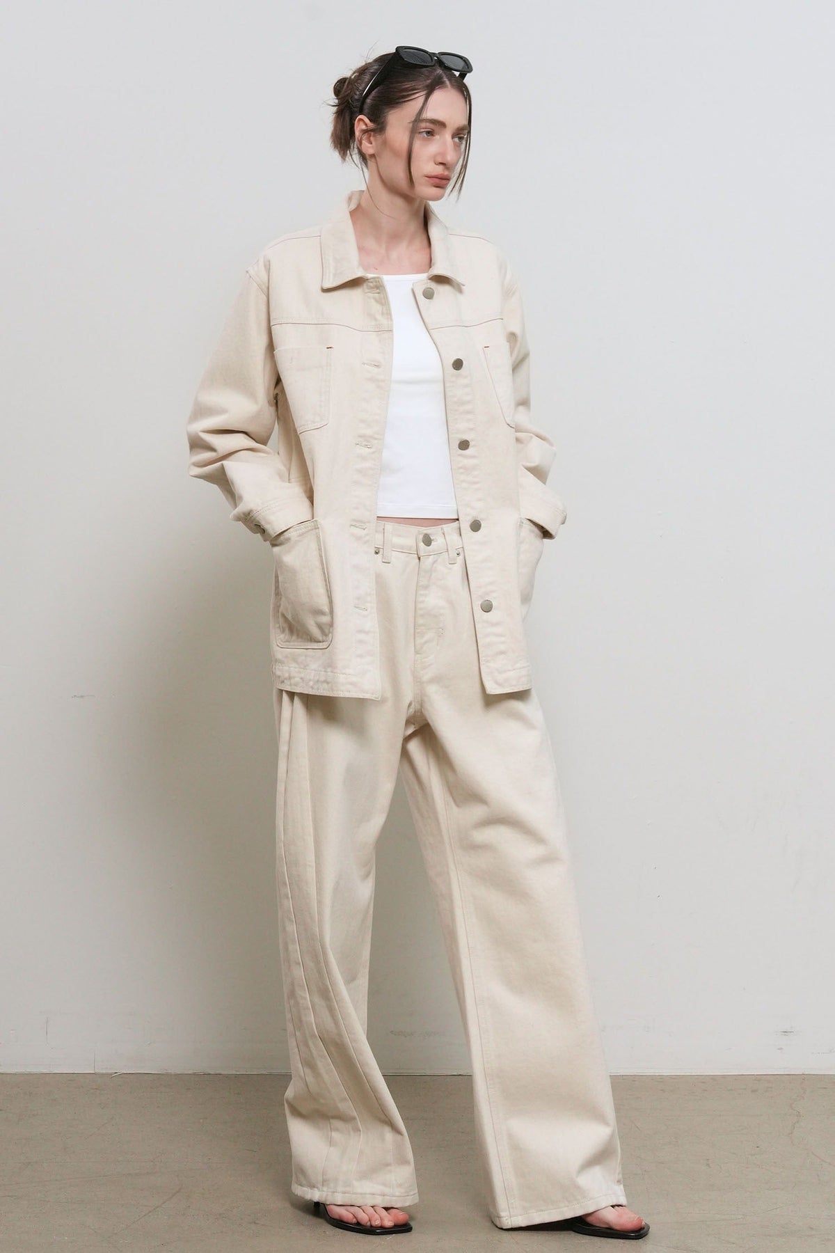 General Idea Snap Detail Wide Denim Pants Ivory detail 1