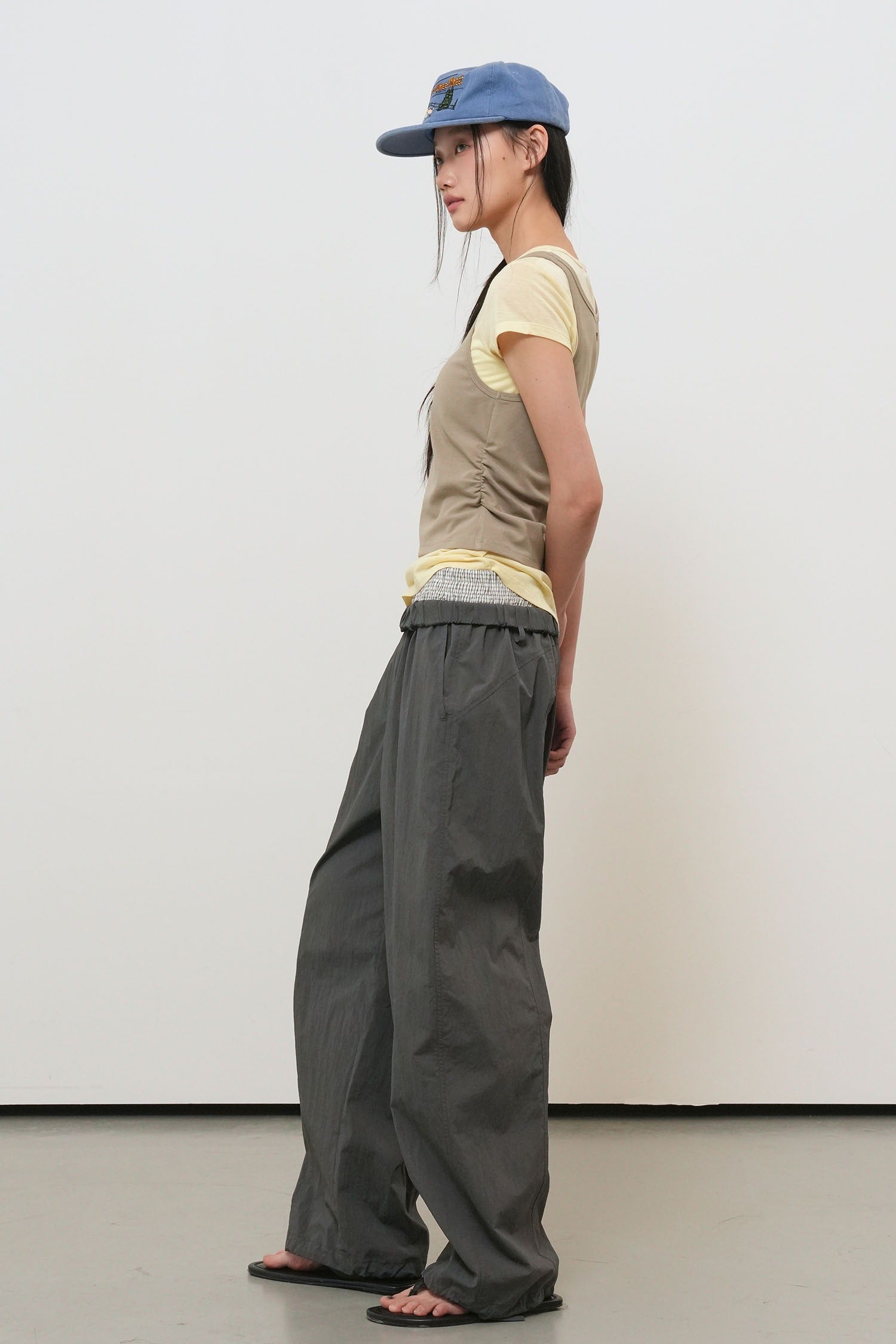 [General Idea] WOMAN Two Way Color Layered T-Shirt / Beige