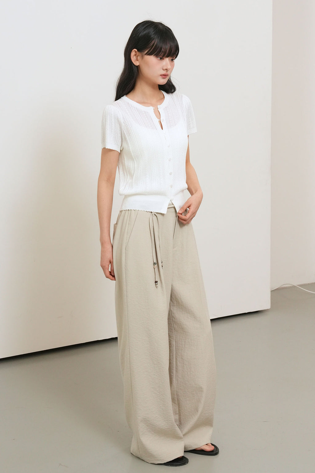 [General Idea] Punching Scallop Half Cardigan / White