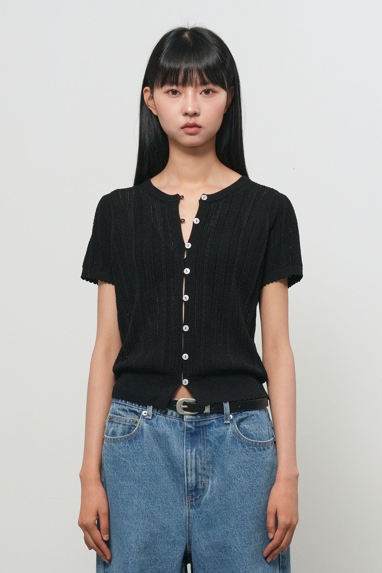 [General Idea] Punching Scallop Half Cardigan / Black